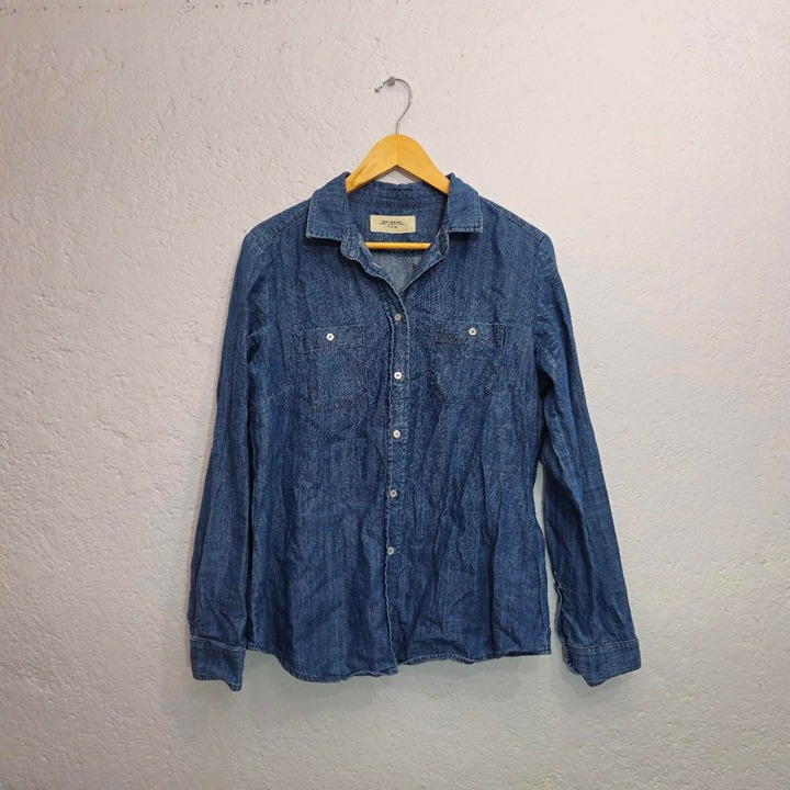 Max Mara Blue denim chambray button-up shirt