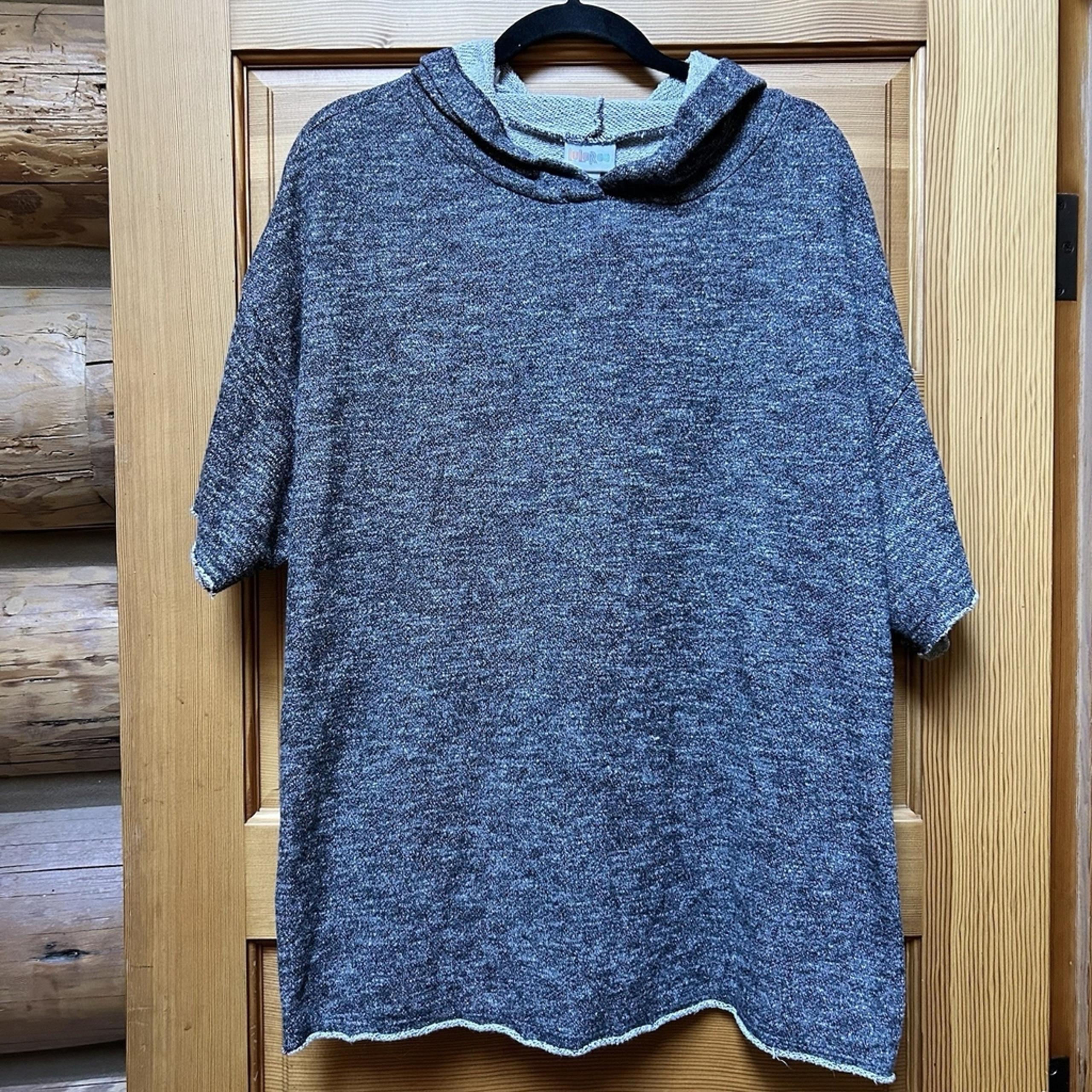 LuLaRoe Frankie Women's Cozy Hooded Short Sleeve Sweatshirt Size XL Active Beach