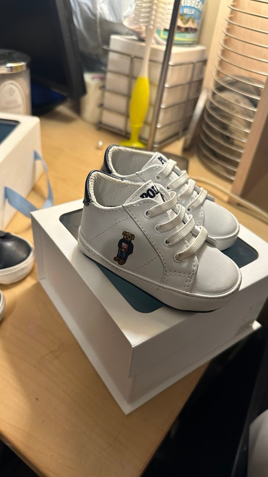 Kids shoes