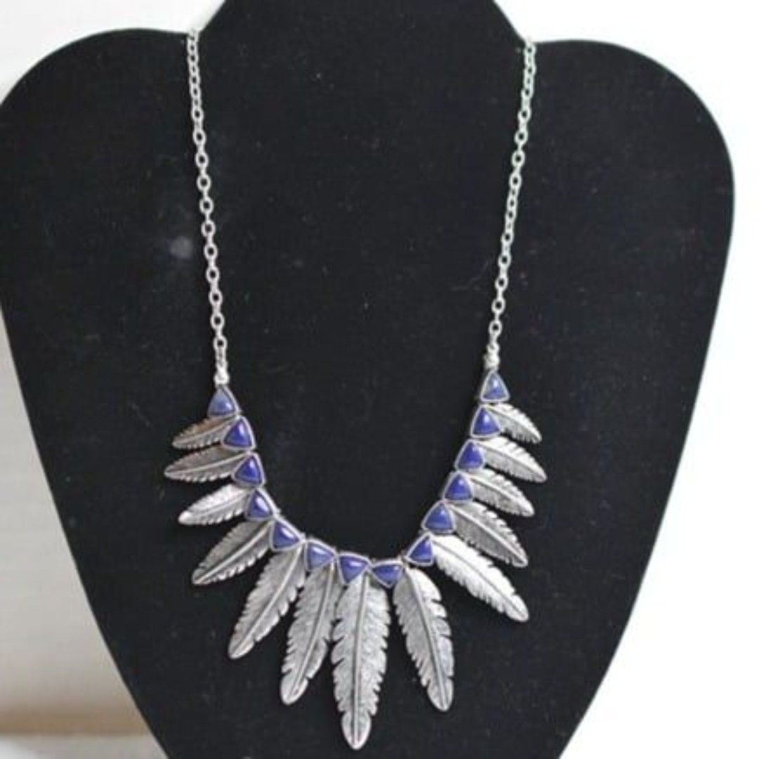 Native American Vintage Nickle Silver 18 Inch Engraved Leaf Blue Stone Necklace