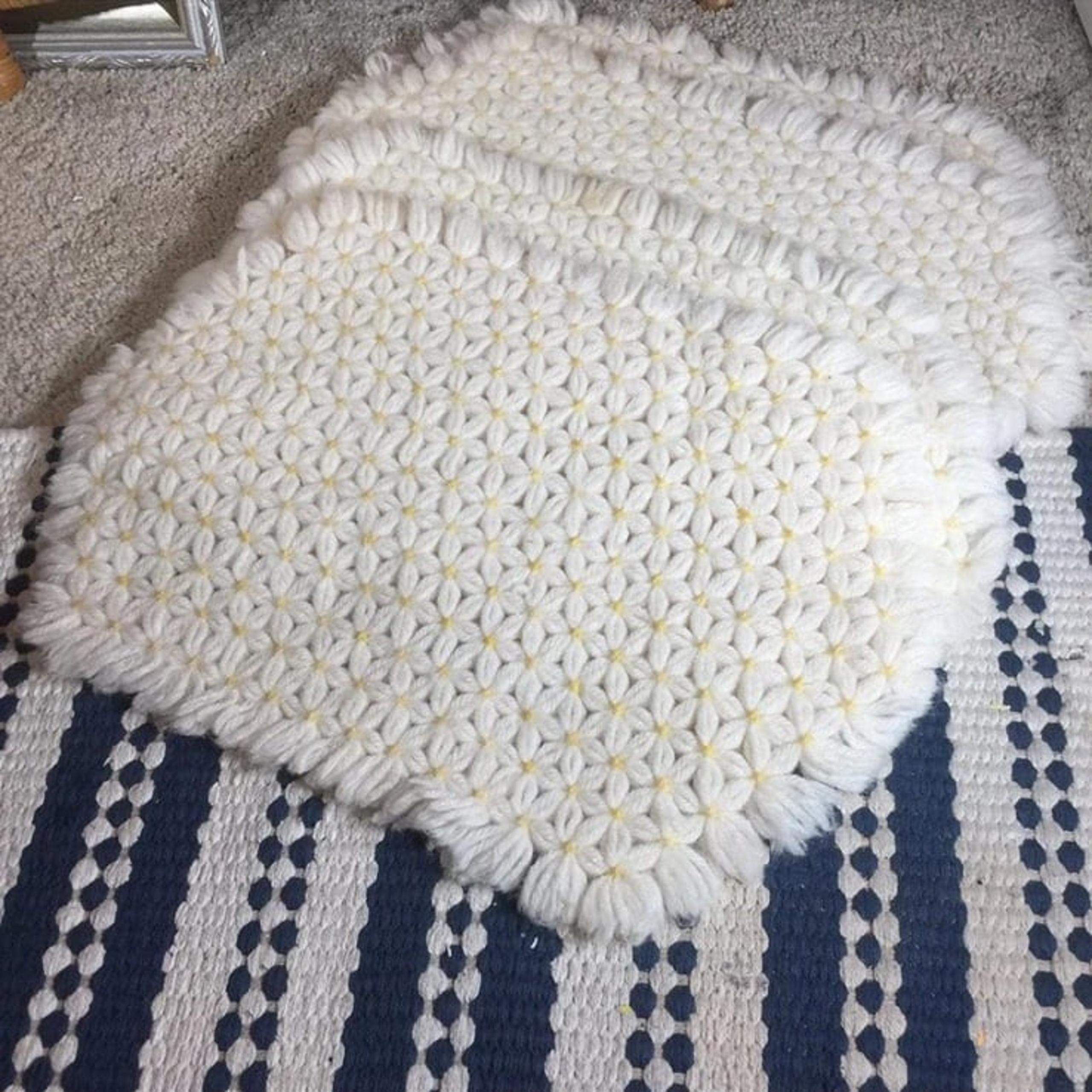 Vintage handmade crochet daisy flowers placemat set lot of 4 spring kitchen