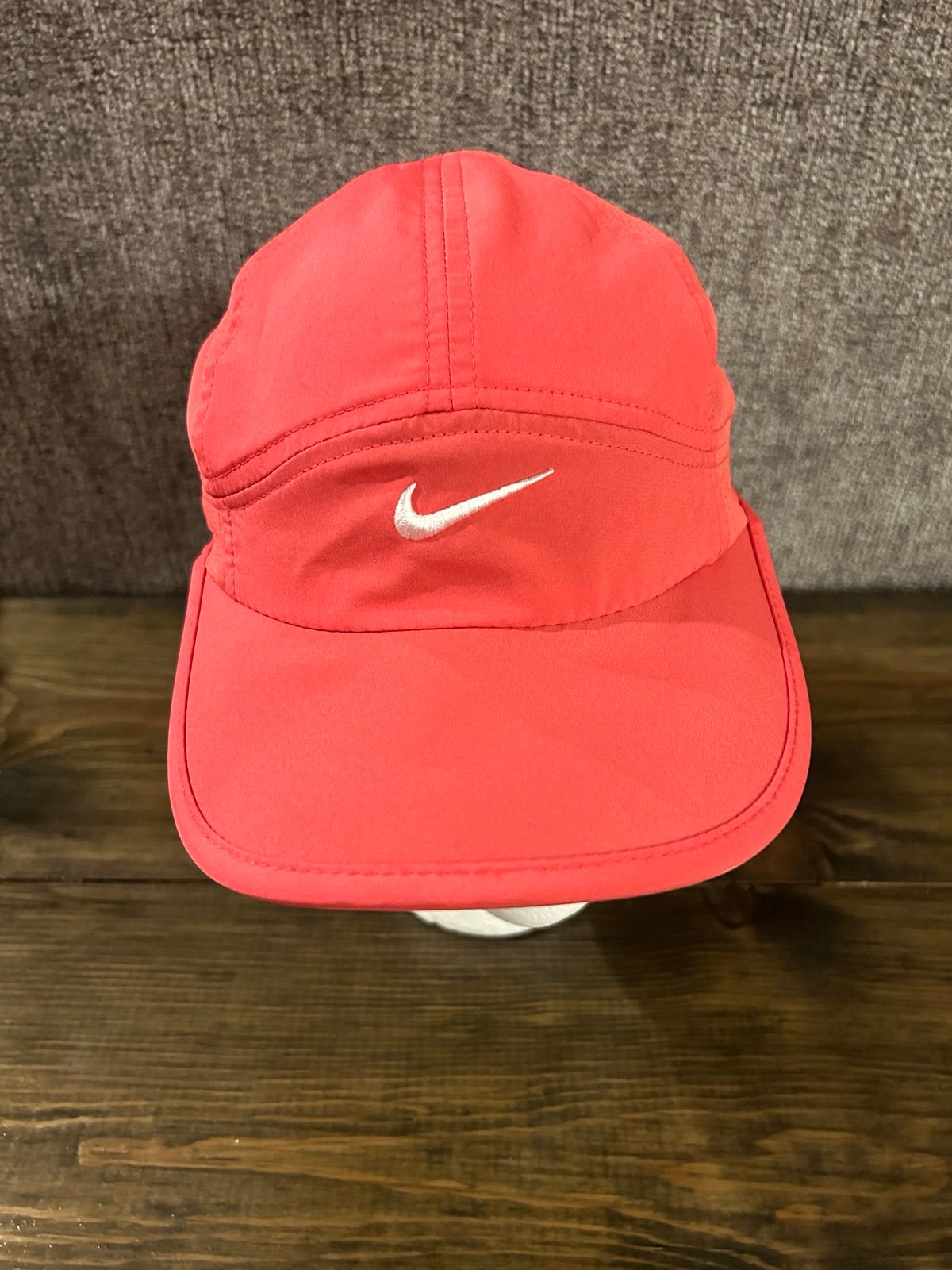 Nike Featherlight Hat Cap Womens Bright Pink 7 Panel Golf Tennis Pickleball