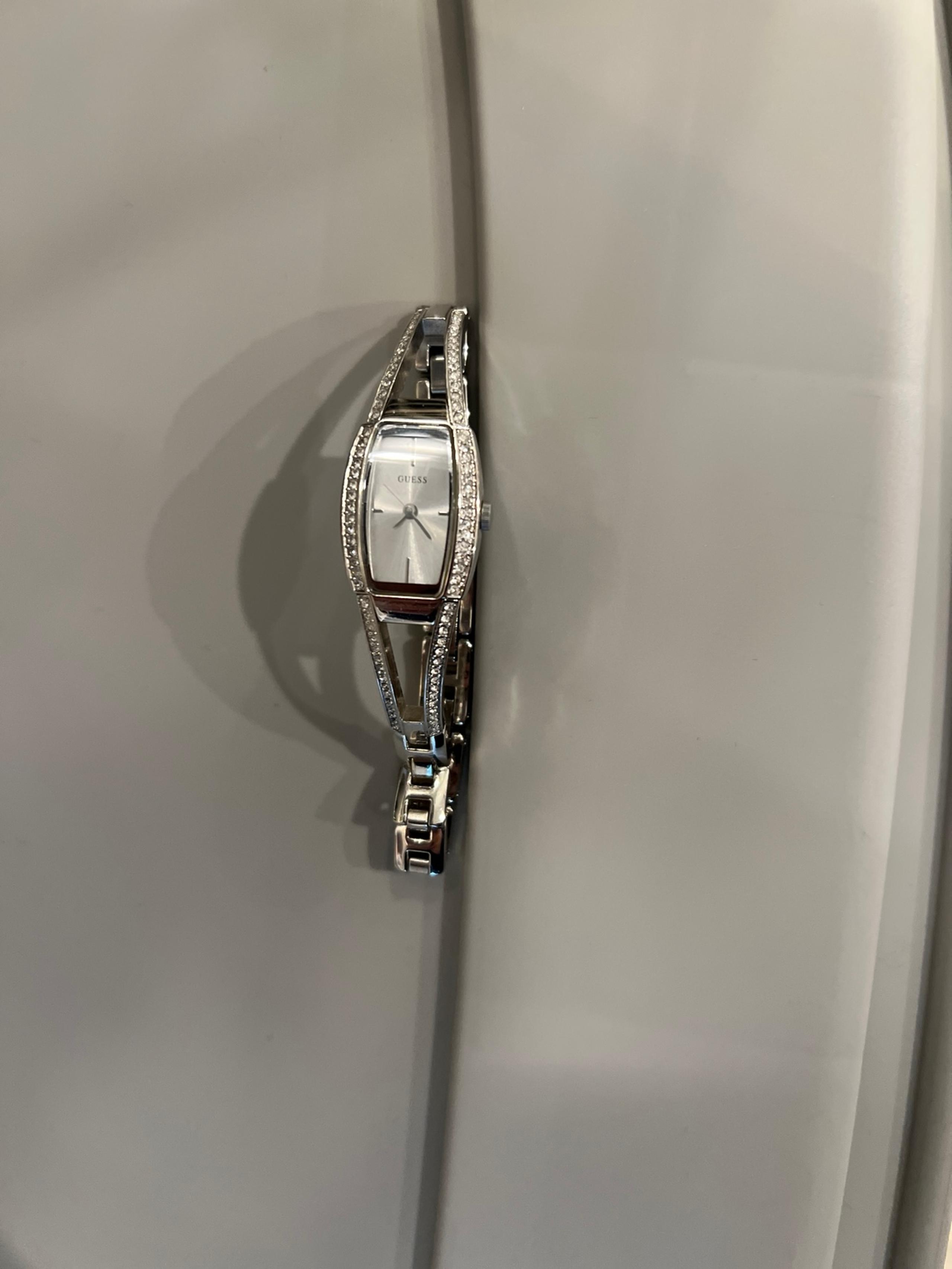 Guess Womens Watch in silver