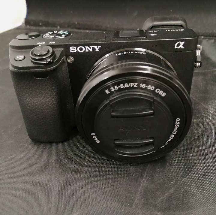Alpha A6300 Mirrorless Digital Camera - Black Kit with 16-50mm