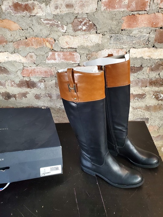 Tommy Hilfiger Shyenne Leather Knee-High Boots 6.5 Riding Preppy Logo Zip 170