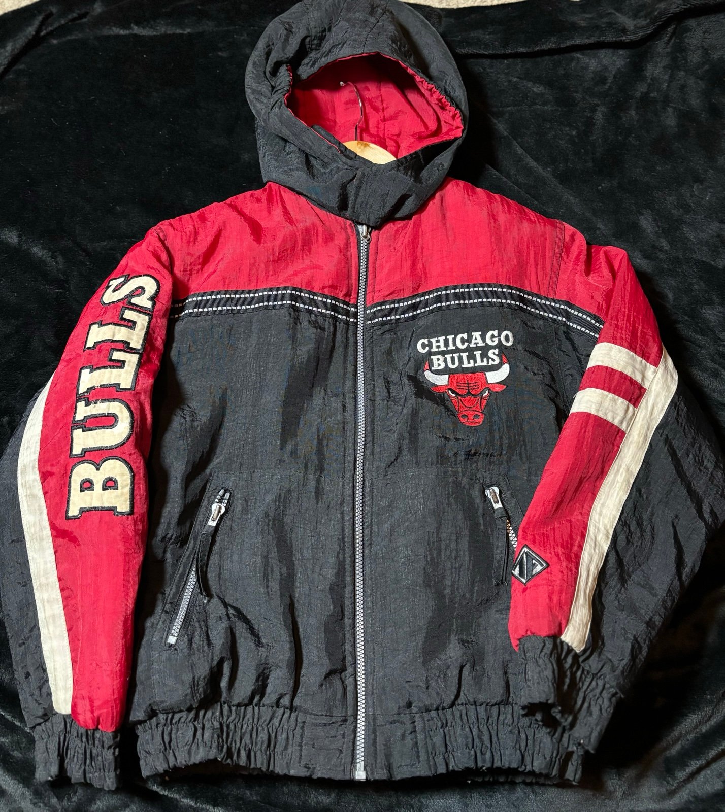 Chicago Bulls NBA Champs Varsity Jacket – Official Chicago