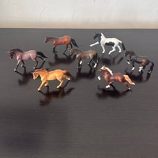 Set of 7 Breyer Stablemates
