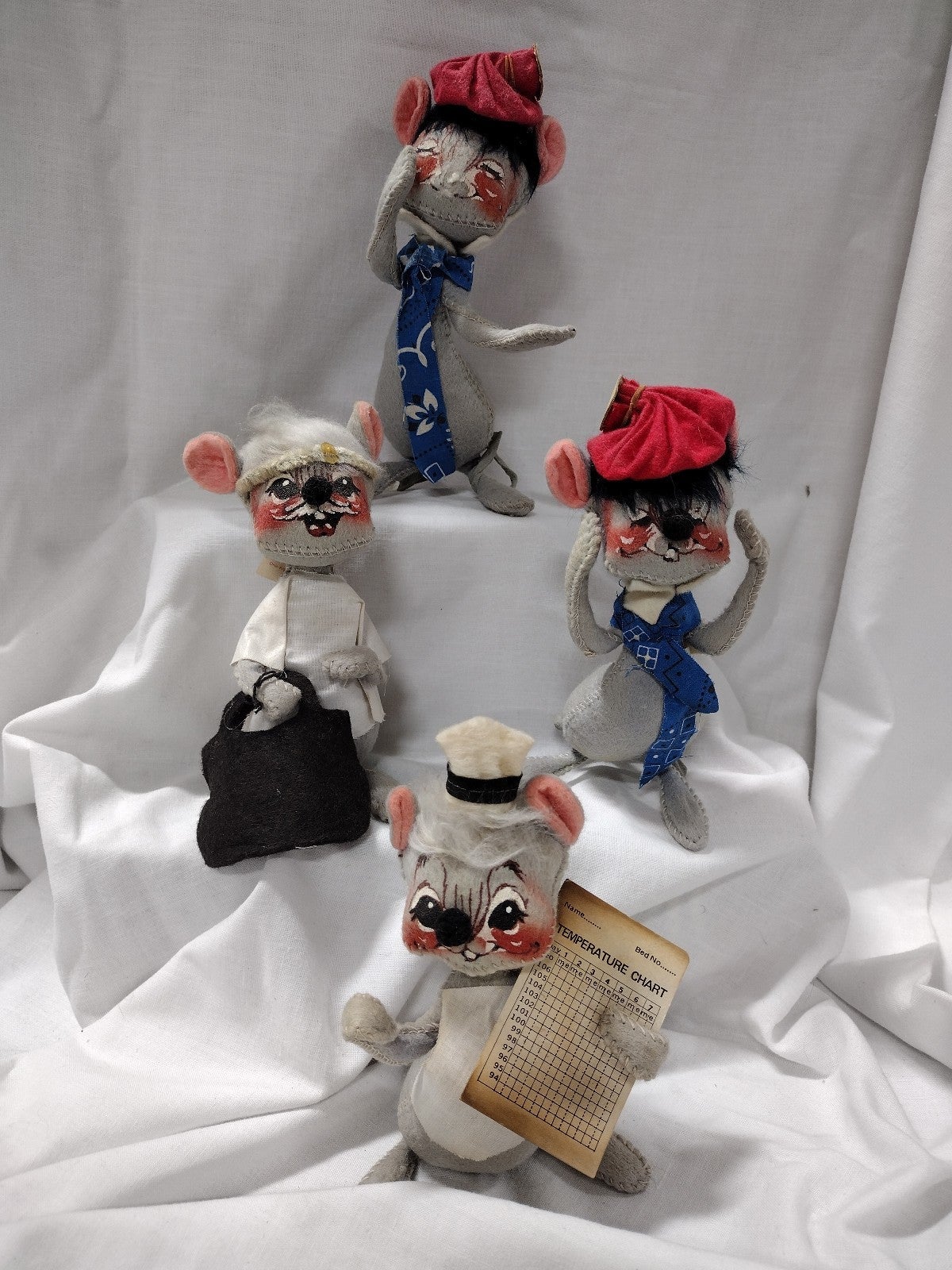 4 Anna Lee mobielite mice