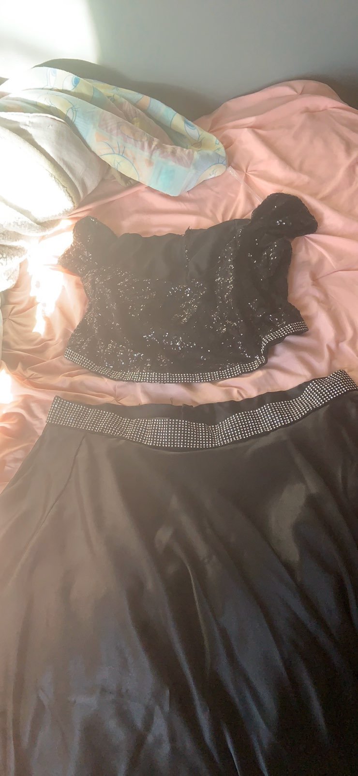 black prom dress
