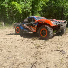Traxxas slash