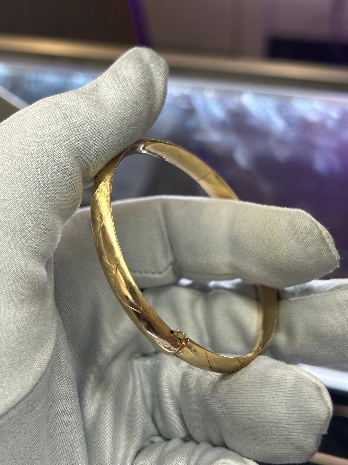 14kt Yellow Gold Vintage Bangle