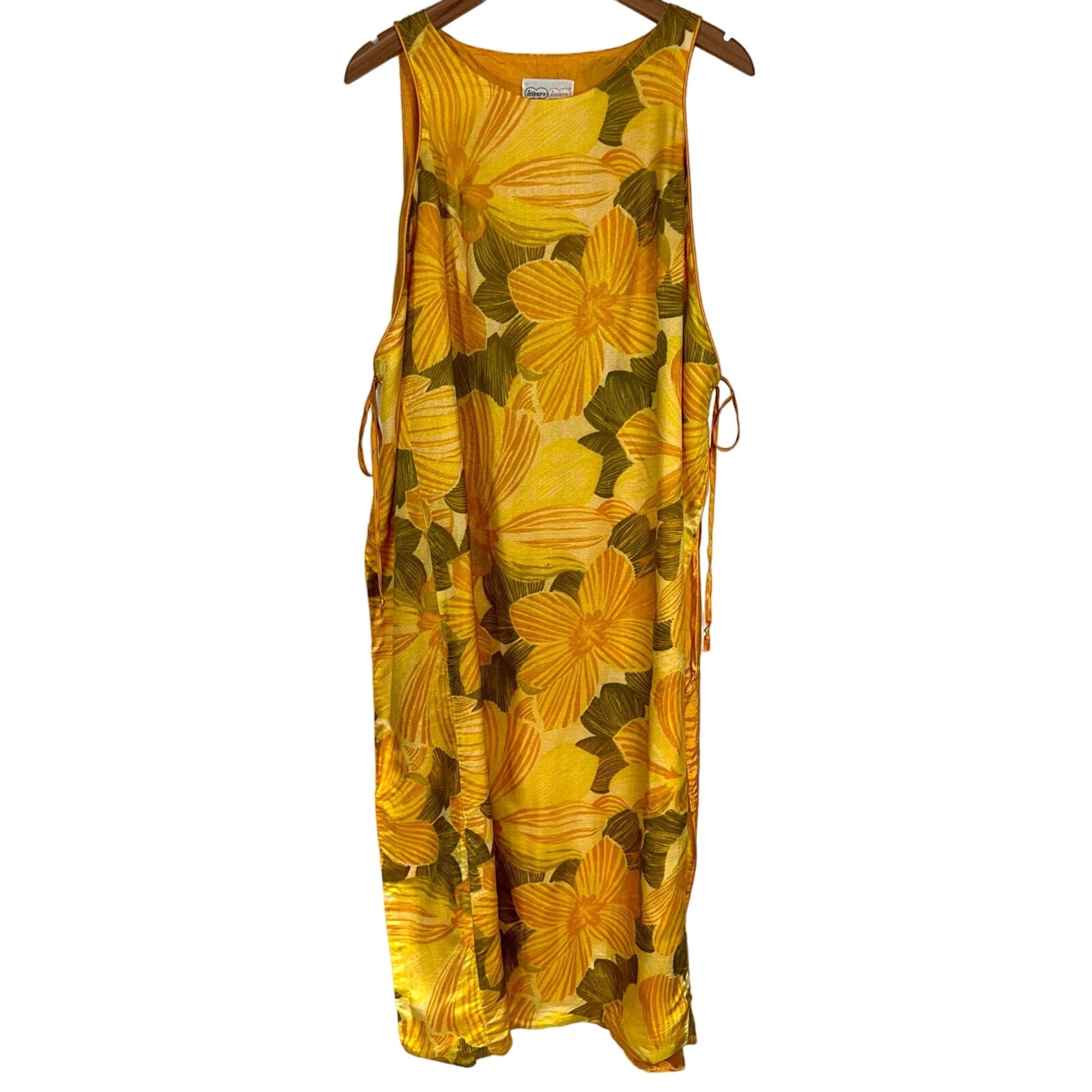 Vintage 1960s Leisure Lovers Retro Hawaiian Floral Maxi Dress One Size
