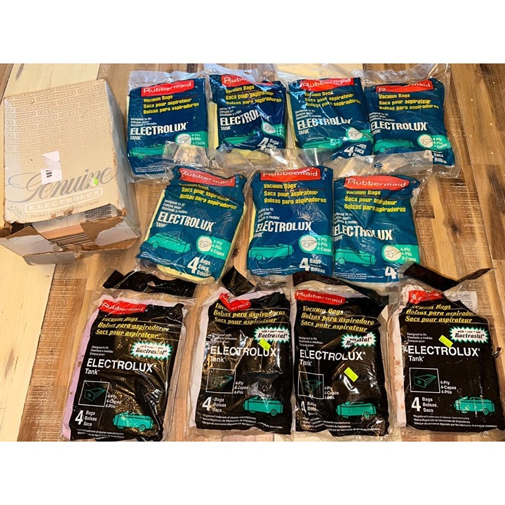 60 ELECTROLUX Canister Vacuum Bags lot