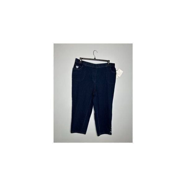 NWT Dream Jeannes by Quacker Factory Blue Capri jeans Size 1X