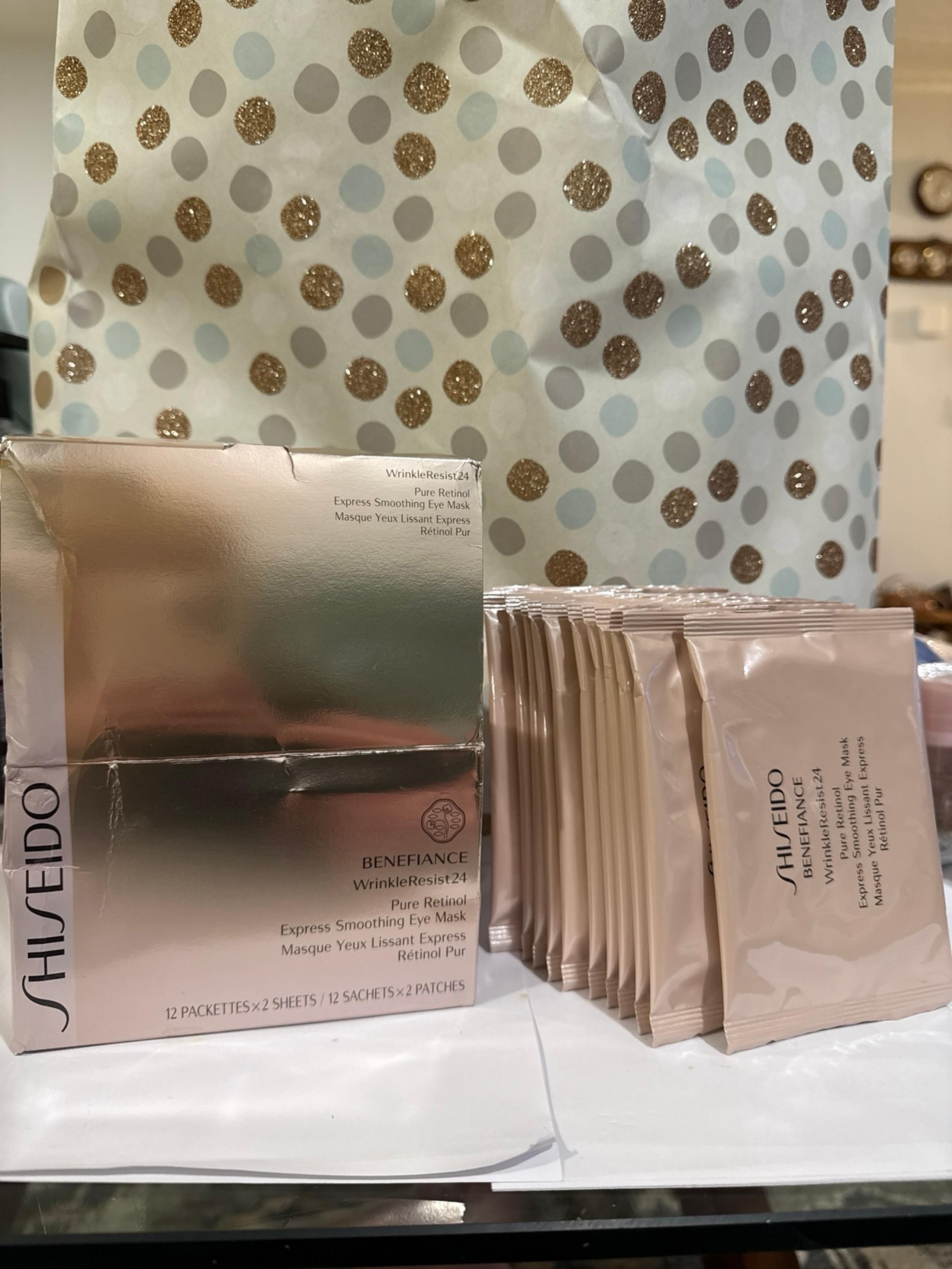 Shiseido benefiance pure retinol smoothing eye masks - 12 packs