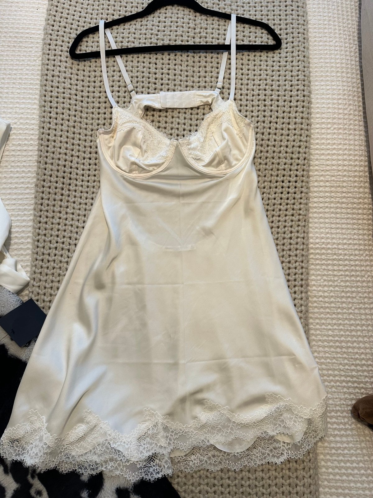ABERCROMBIE & FITCH LACE & SATIN NIGHTIE DRESS - IVORY/WHITE