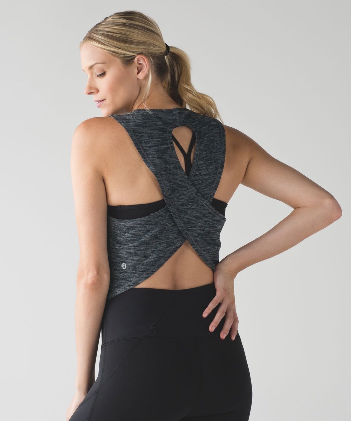 Lululemon Fast as Light Muscle tank heathered black size 4 NWOT