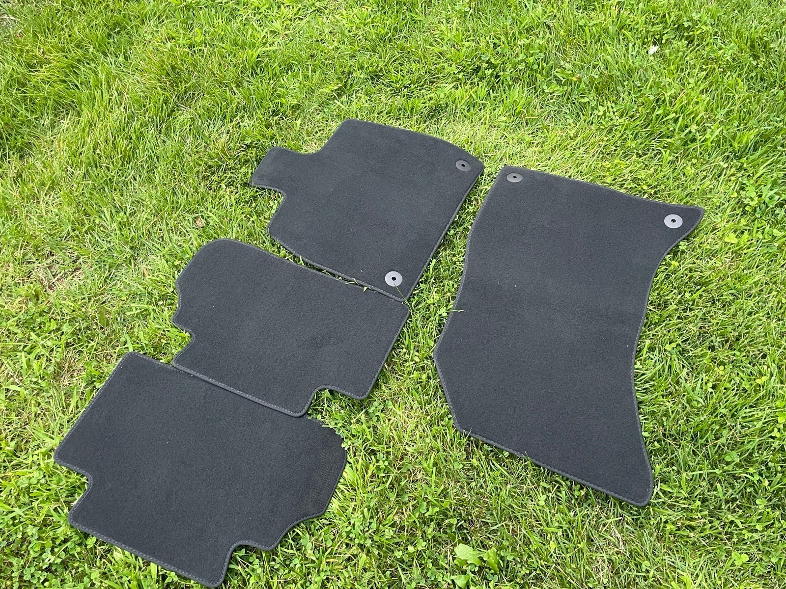 Audi Q5 floor carpet/mats NEW