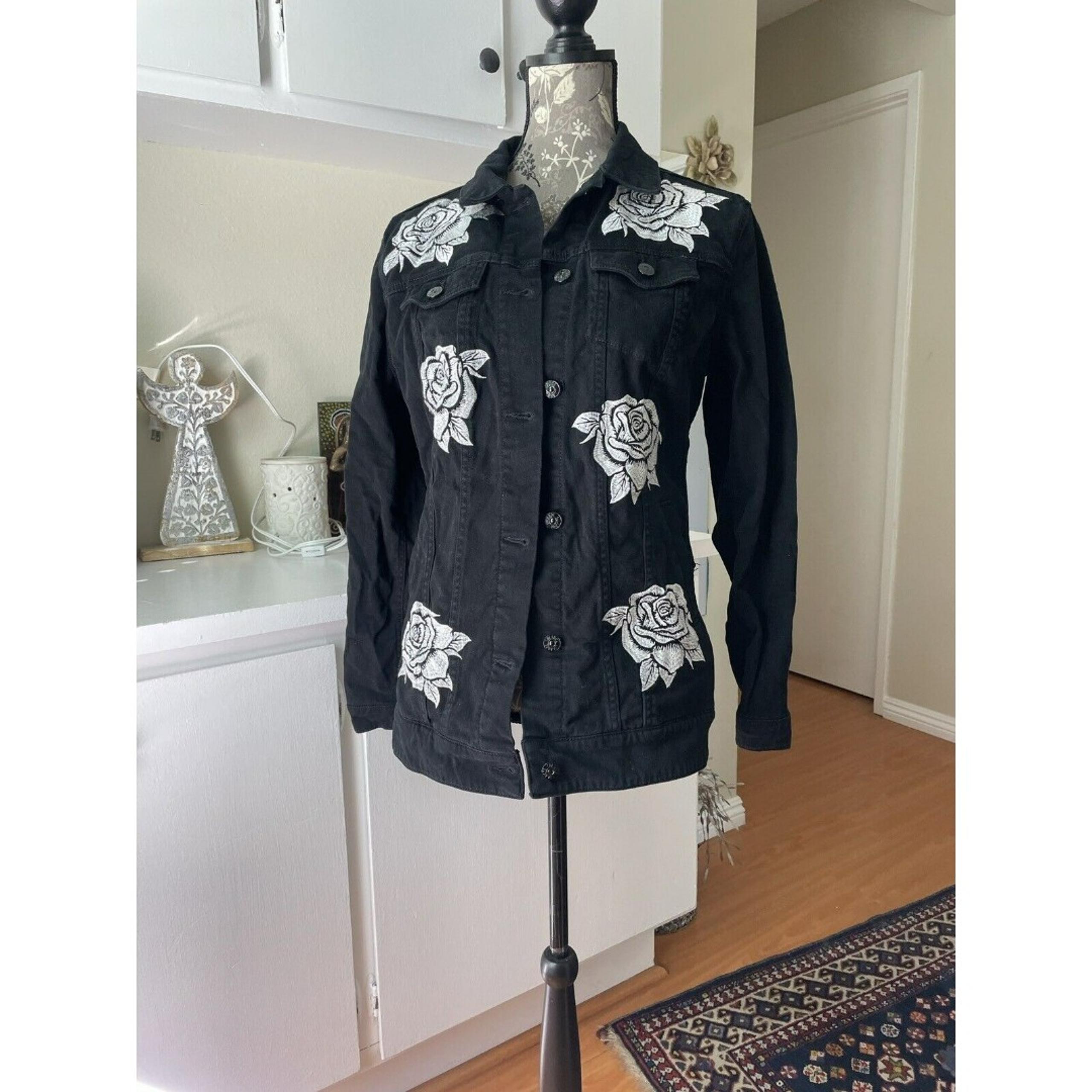Lularoe Jaxon Black Jacket With Embroidered White Roses Small