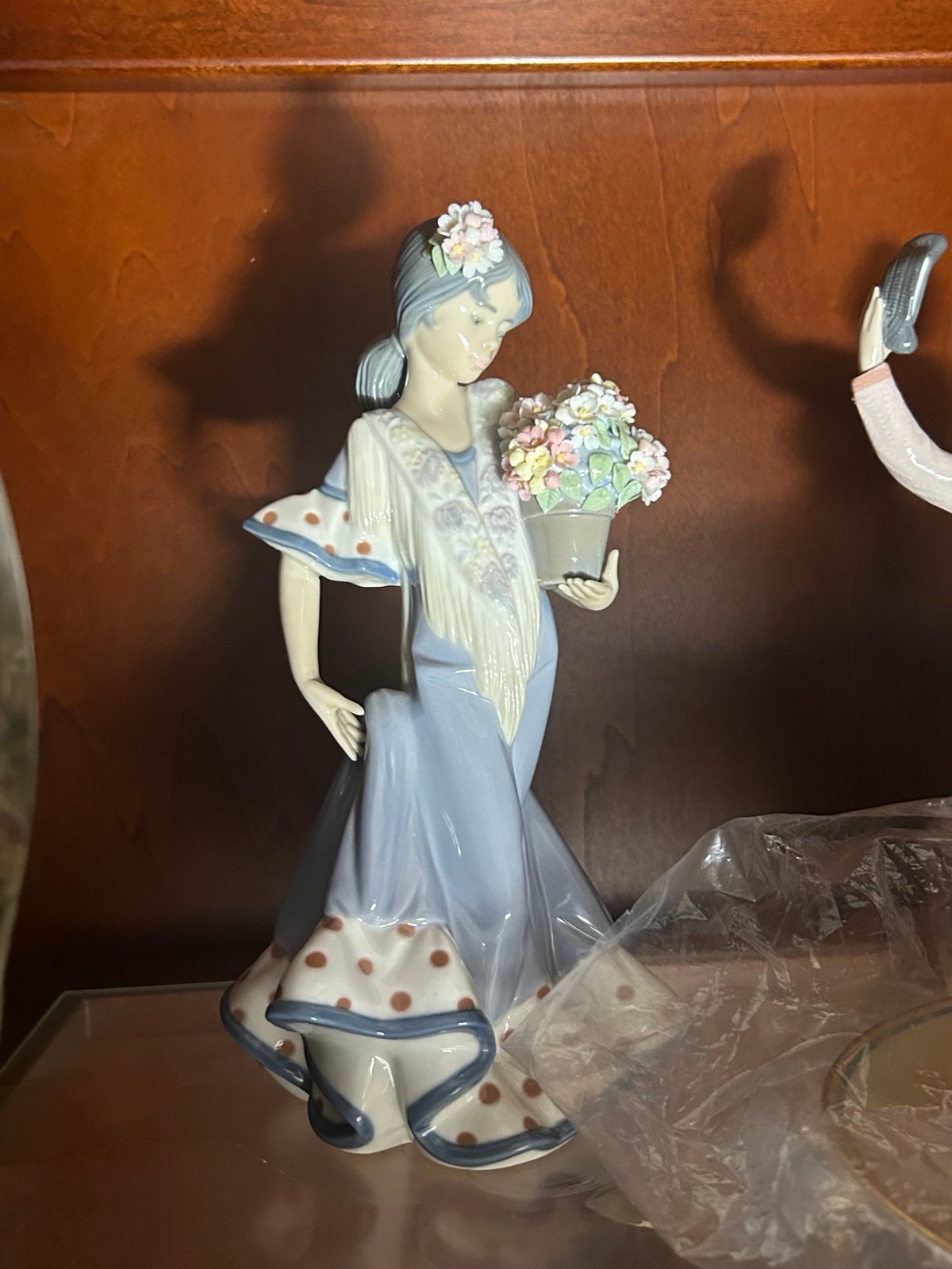 Lladro Figurine Flor Maria 5490