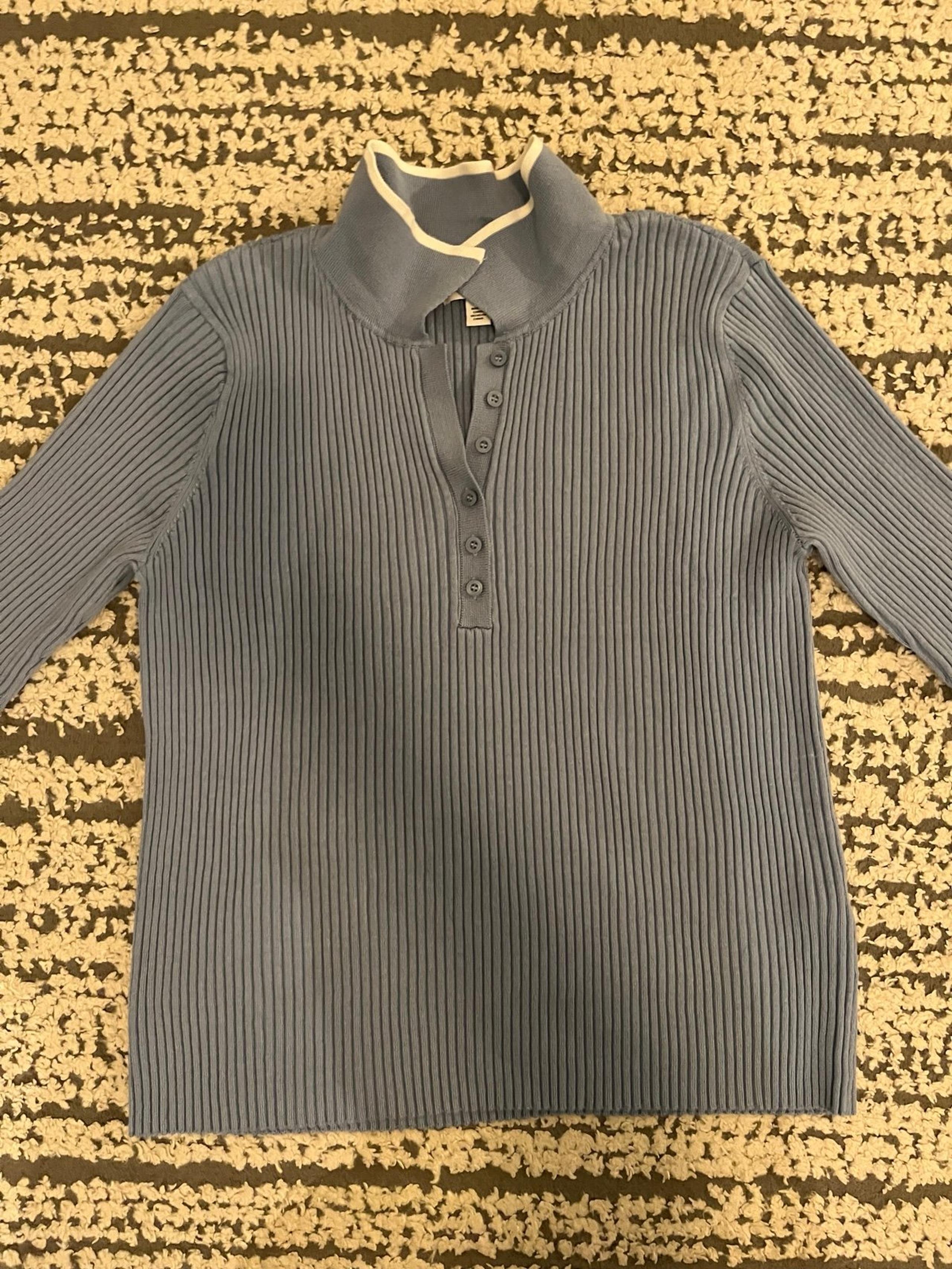 Calvin Klein Jeans Short Sleeve Blouse (Blue, Large)