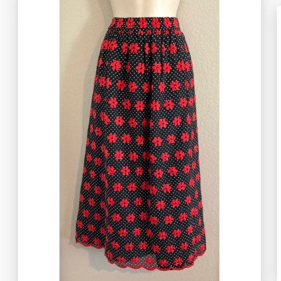 Vintage Embroidered Docaster skirt