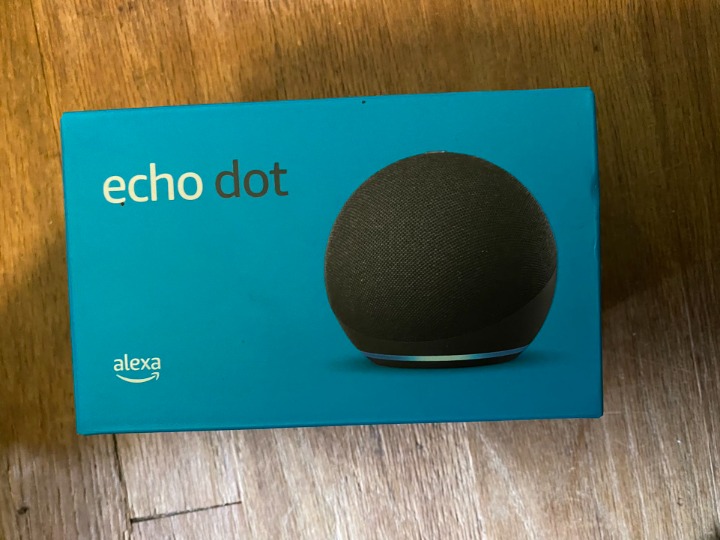Amazon Echo Dot (4th Gen)