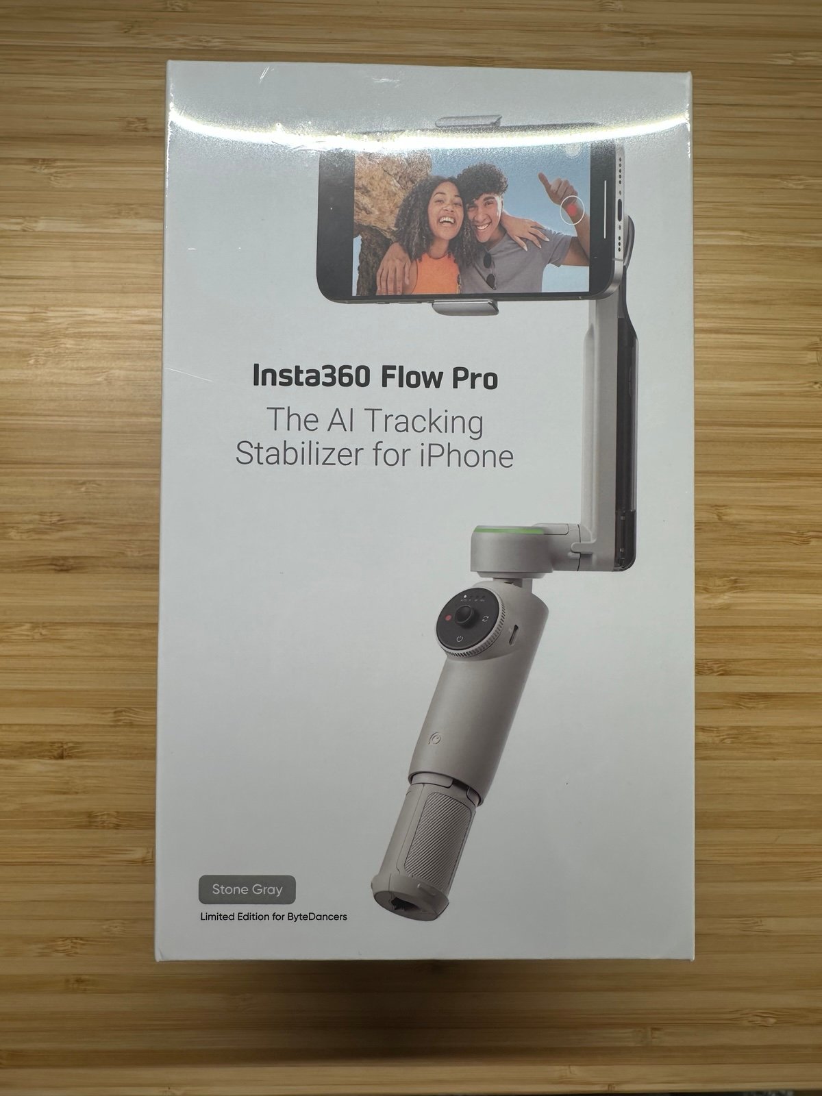 Insta360 Flow Pro - AI Tracking Stabilizer for iPhone - Sealed