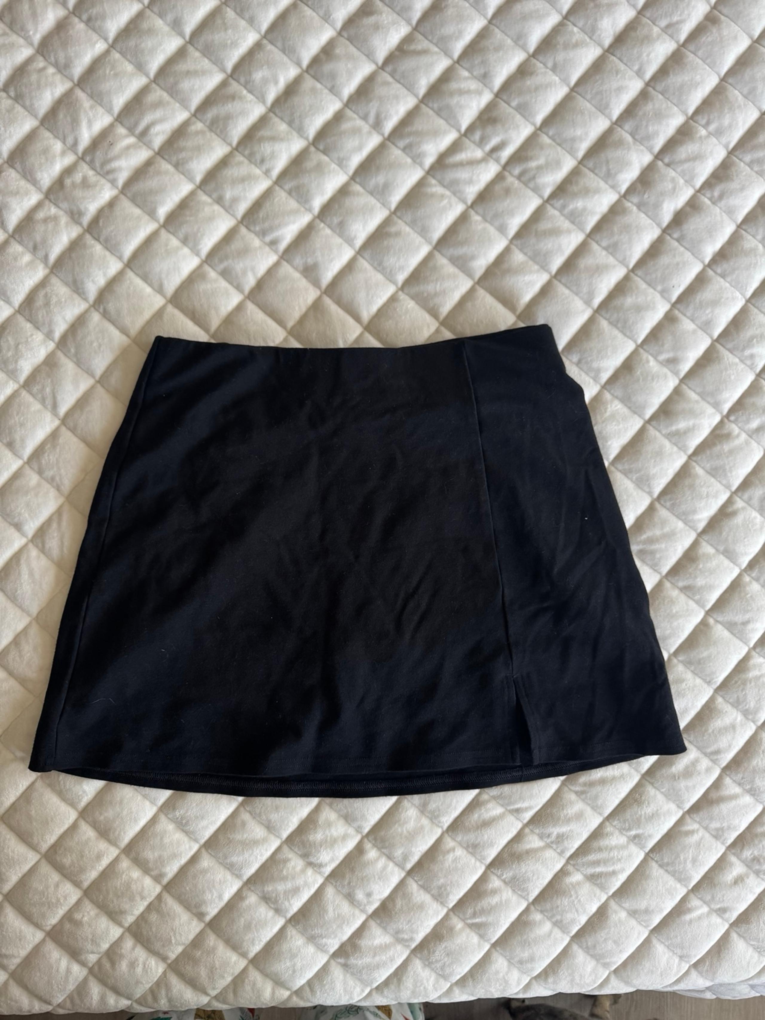 American eagle mini skirt