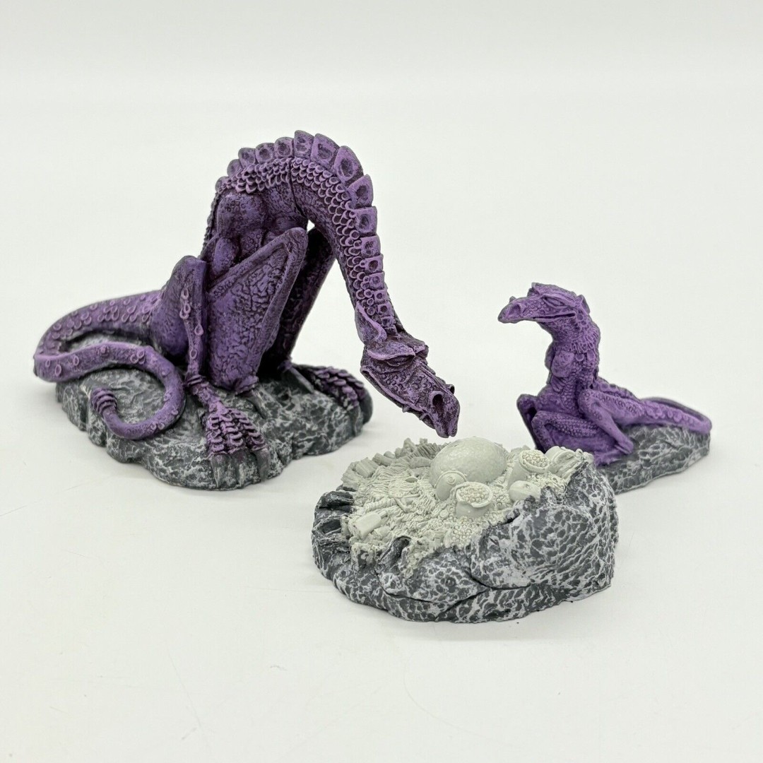 Dungeons & Dragons Winged Dragons w/Egg Nest Hand Painted AD&D D&D Miniatures