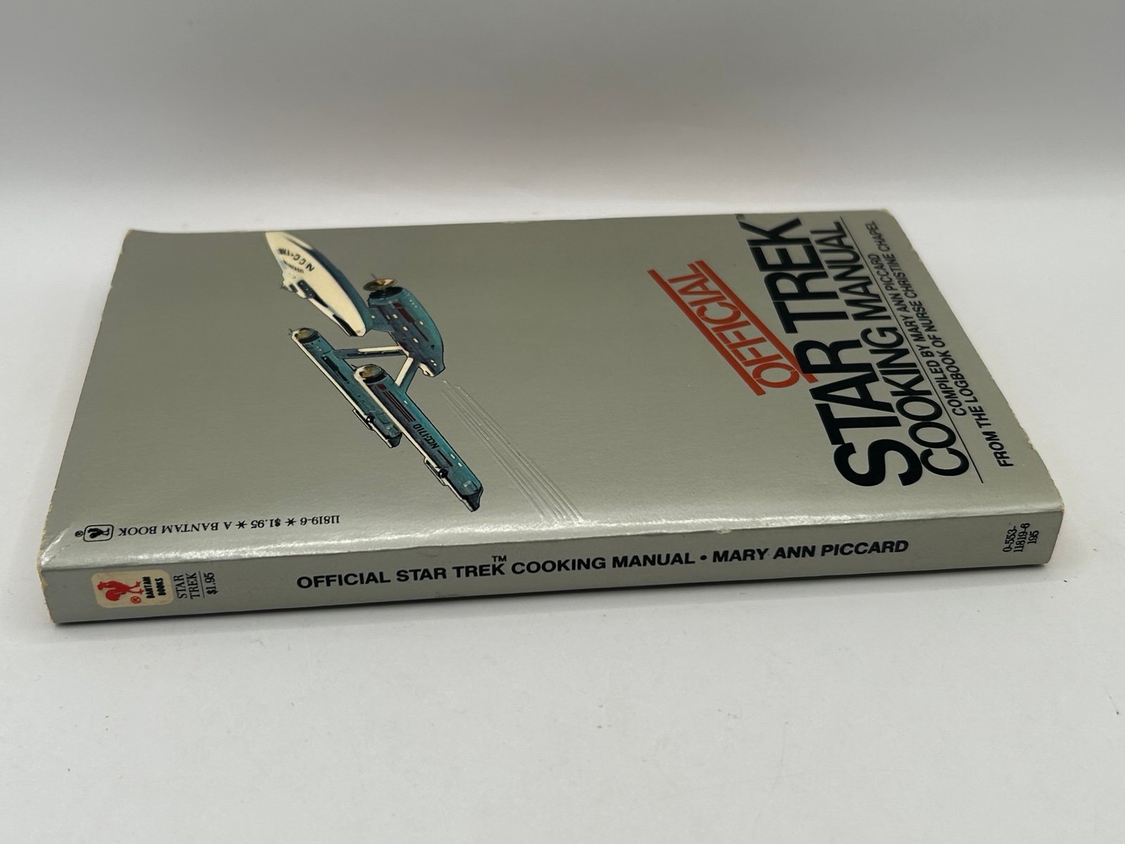 Official Star Trek Cooking Manual - Paperback Literary