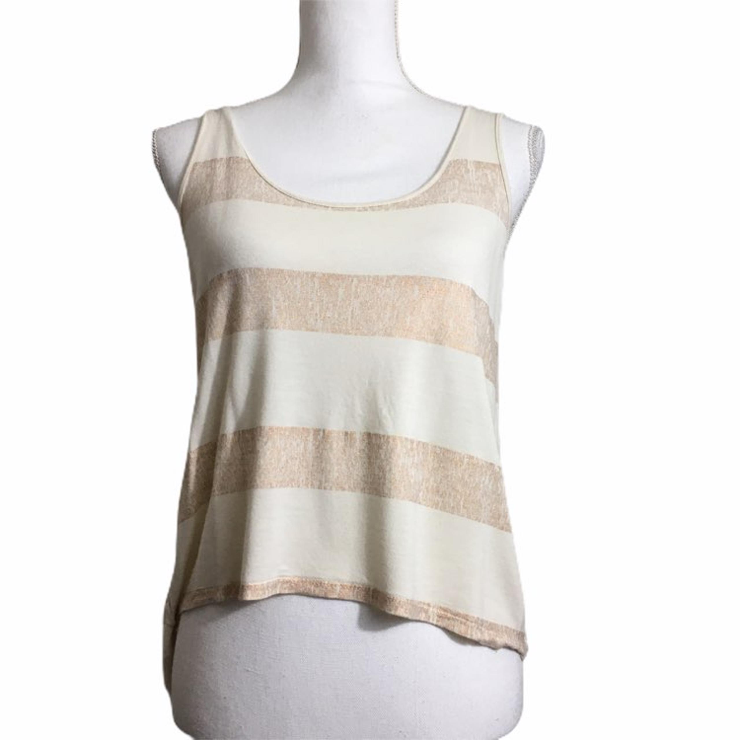 Love On A Hanger tank top. Small