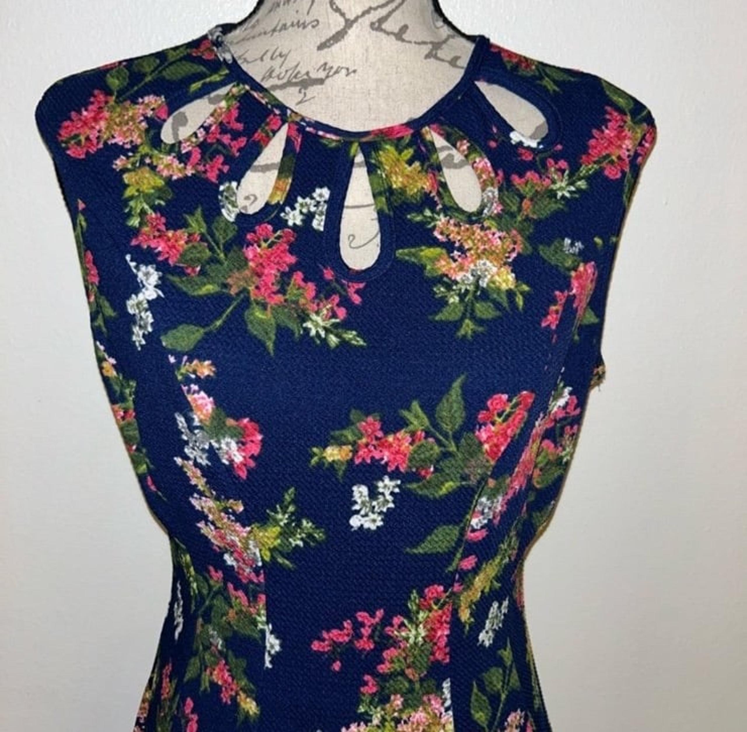 Gabby Skye Stretch Dress
