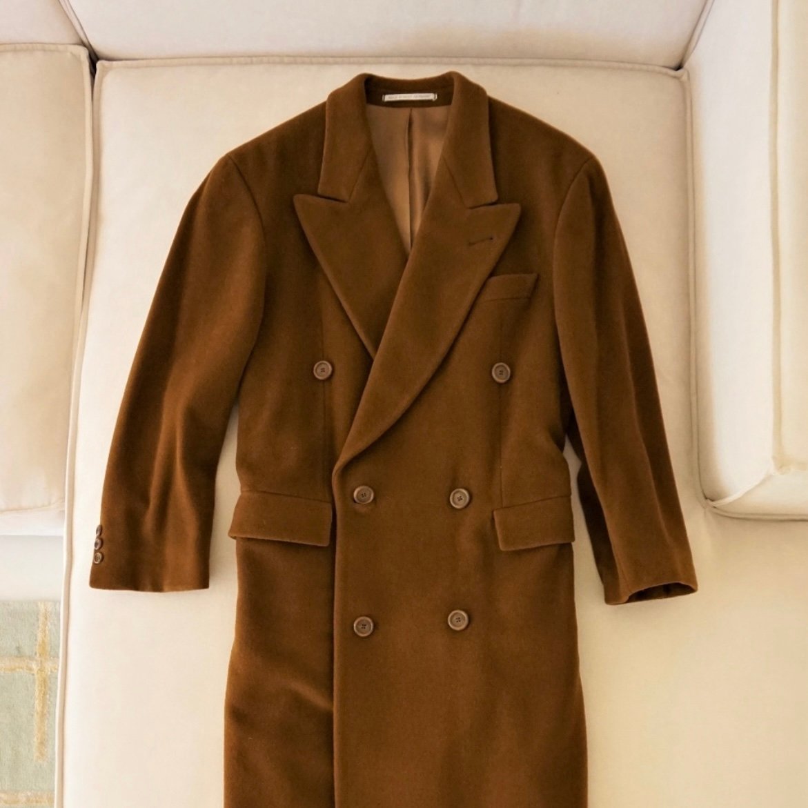 Hugo Boss long coat, 100% virgin wool, double breasted, camel brown color