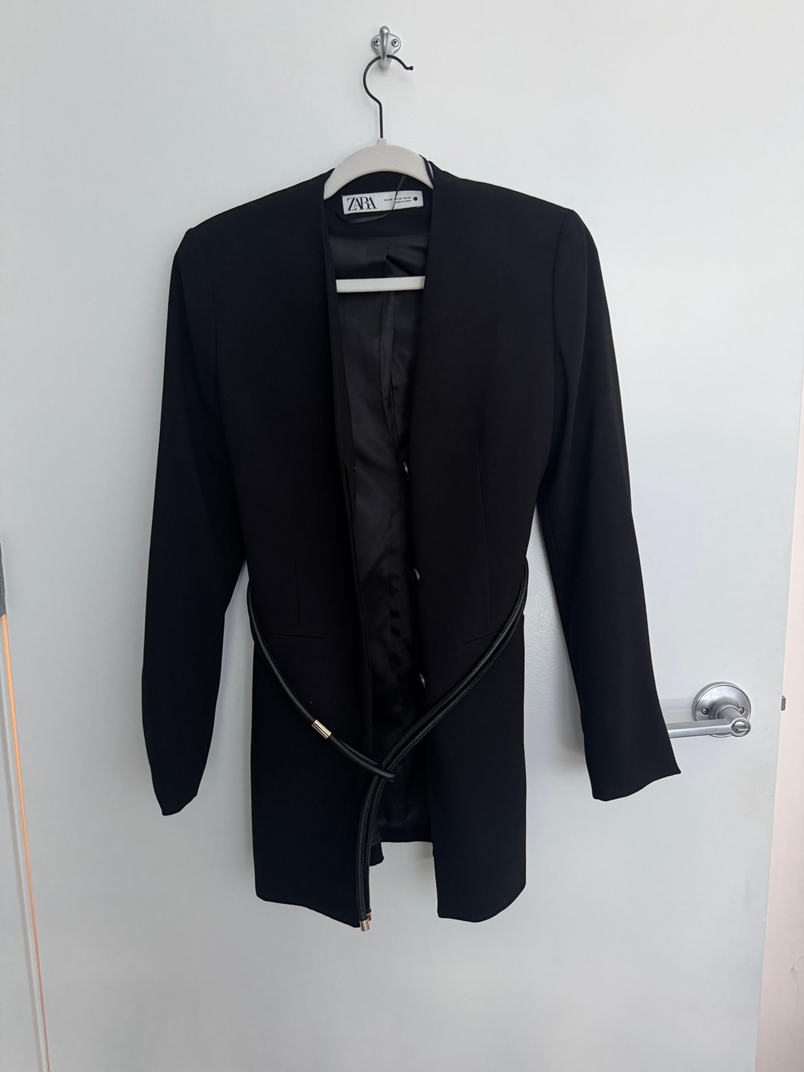 zara black blazer