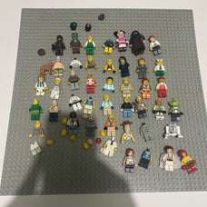 Random Lego Minifigure Lot