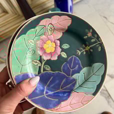 Vintage 2 ￼ plates