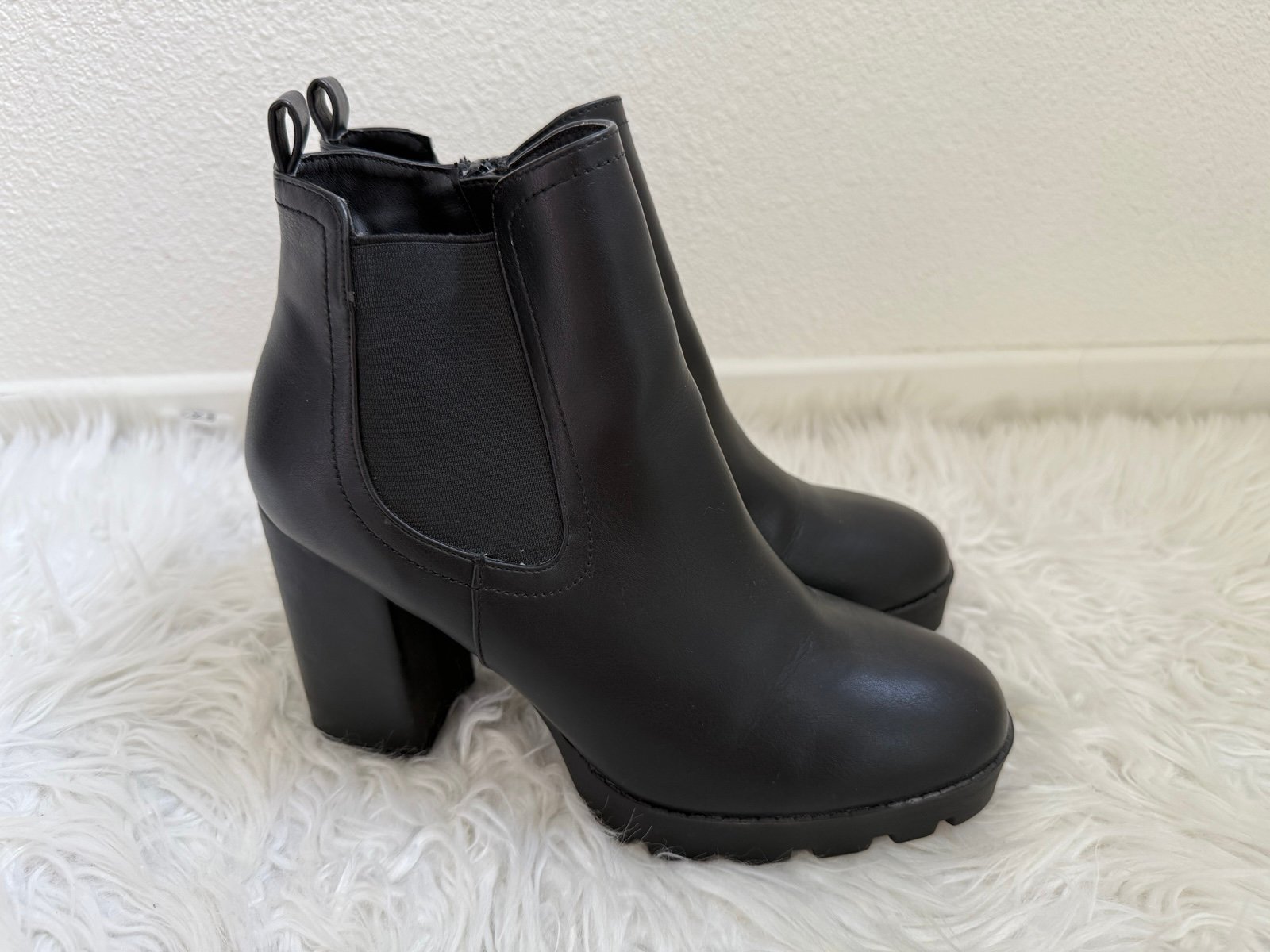 Madden Girl G-Jessie Lugged Sole Boots