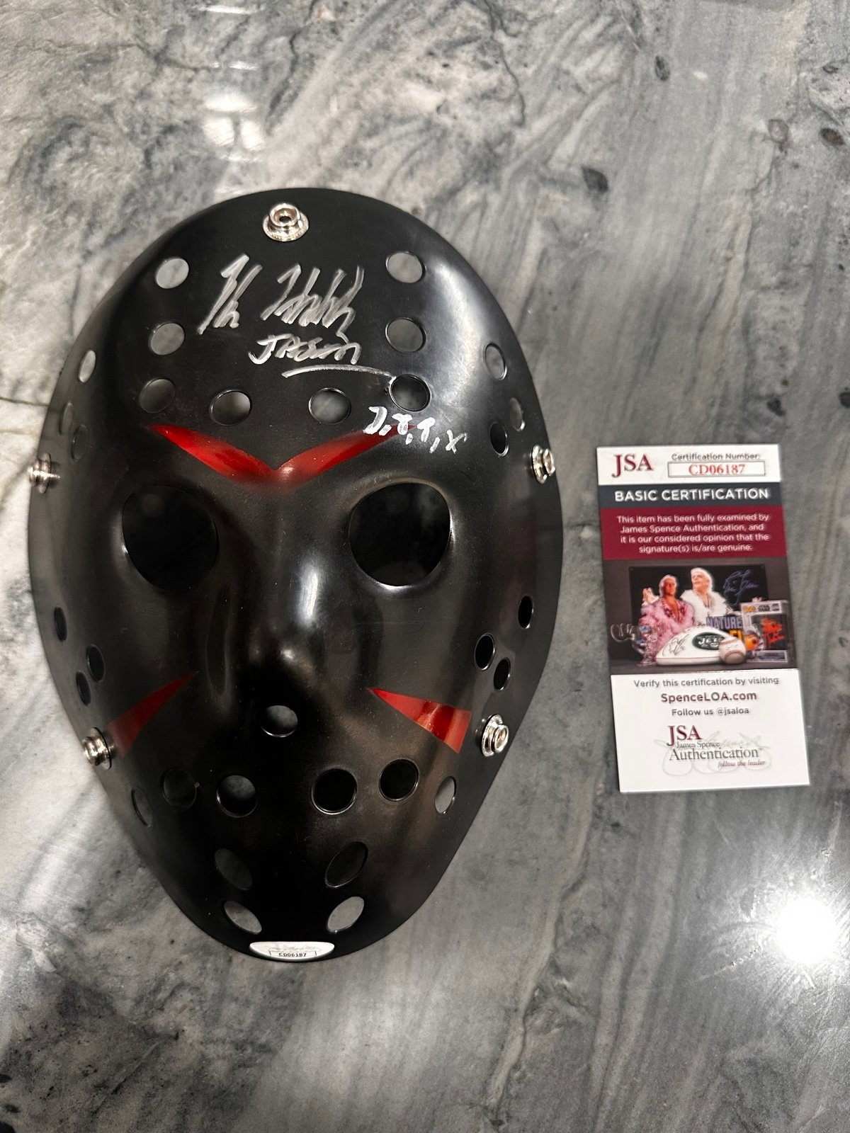 Jason Vorhees Friday the 13th SIGNED Mask - Kane Hodder JSA