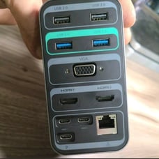 USB-C Docking Station With 3 Display ports. 15:1