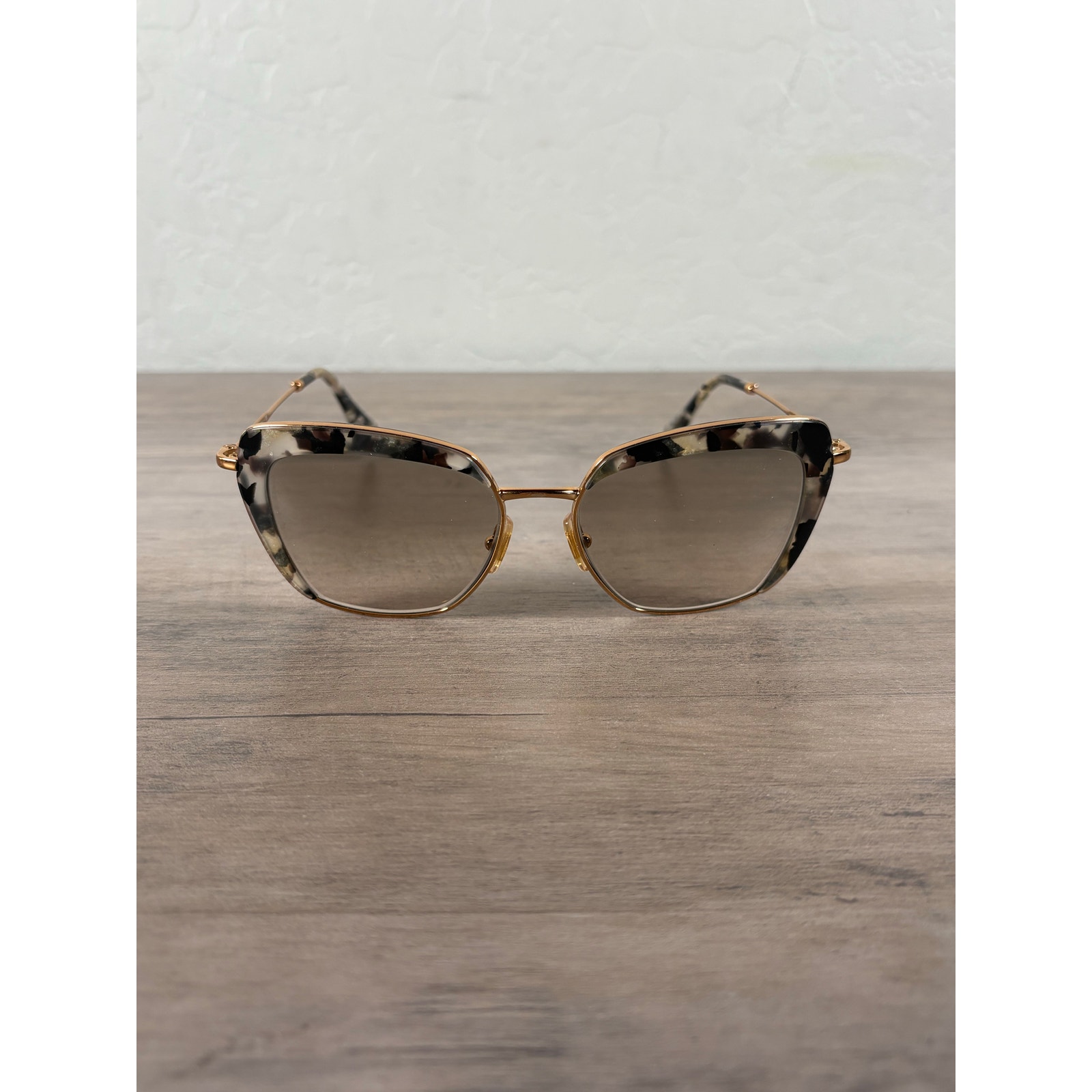 MIU MIU Gold Tone Grey Tortoise Gradient SMU520 53 16 DHE-3H2 Womens Sunglasses