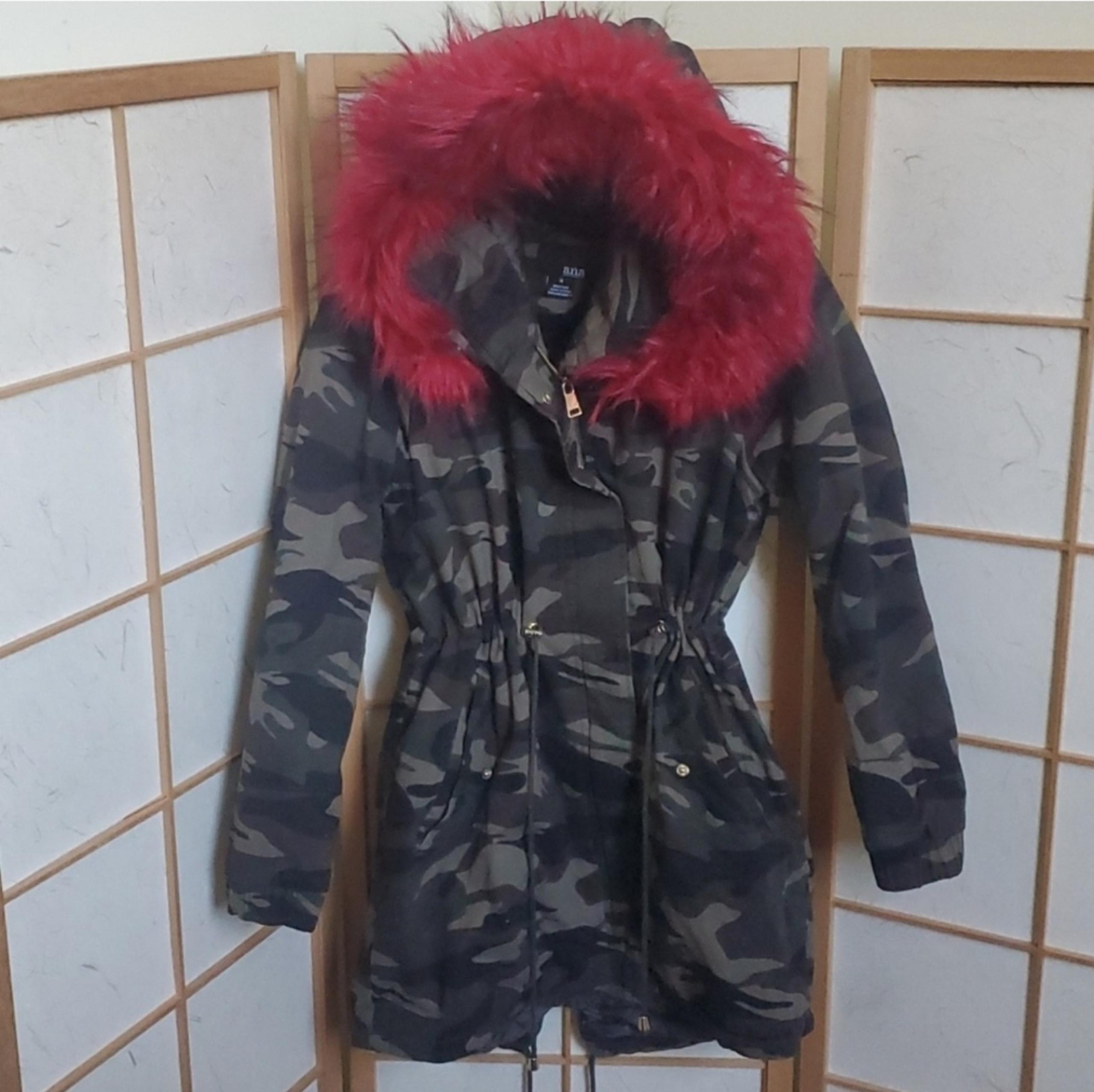 Womens a.n.a Army Fatigue (Red Detachable Faux Fur) Hoodie Coat Size Medium