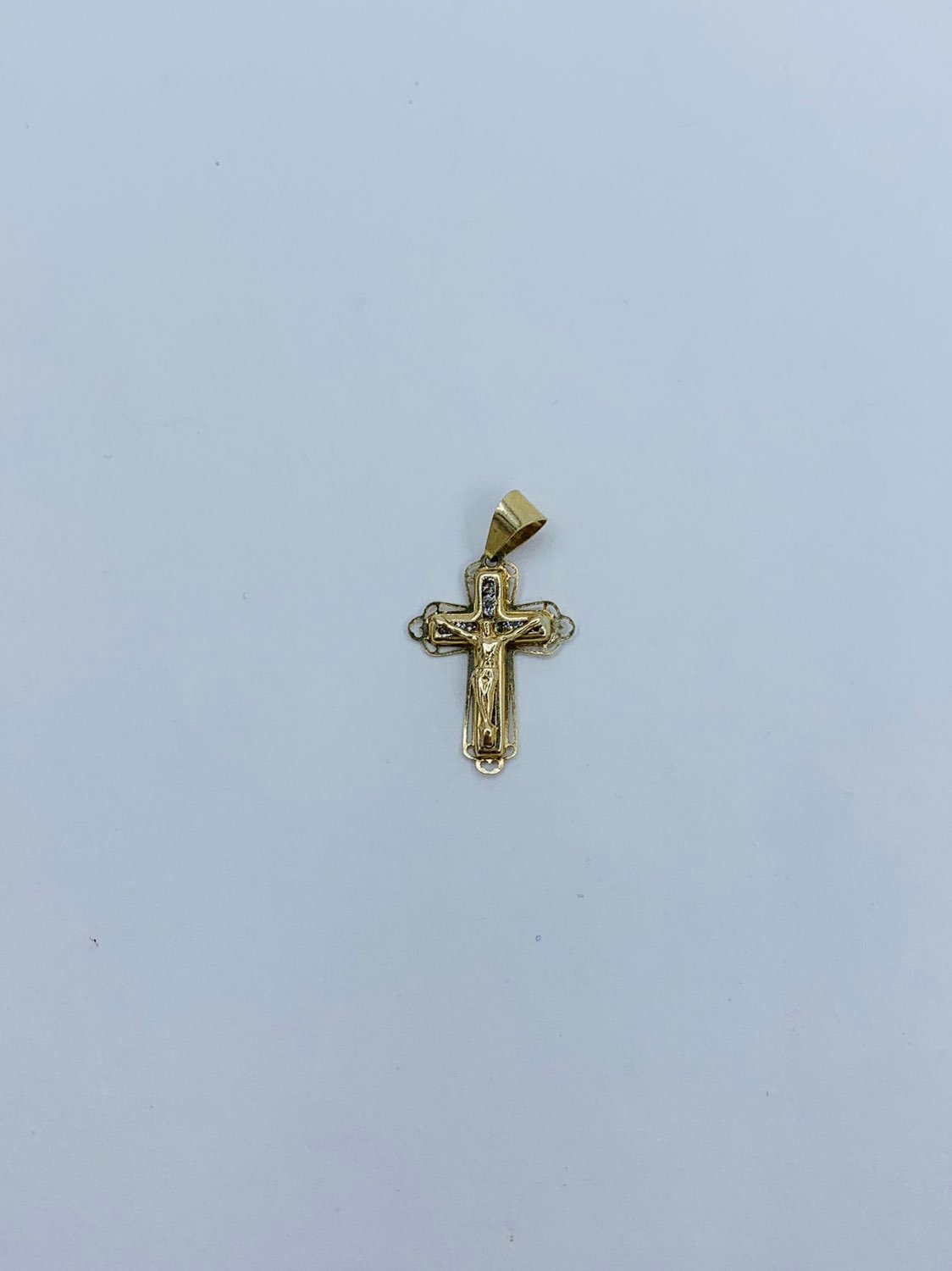 10k gold pendant tiny Jesus Cross charm ❤️