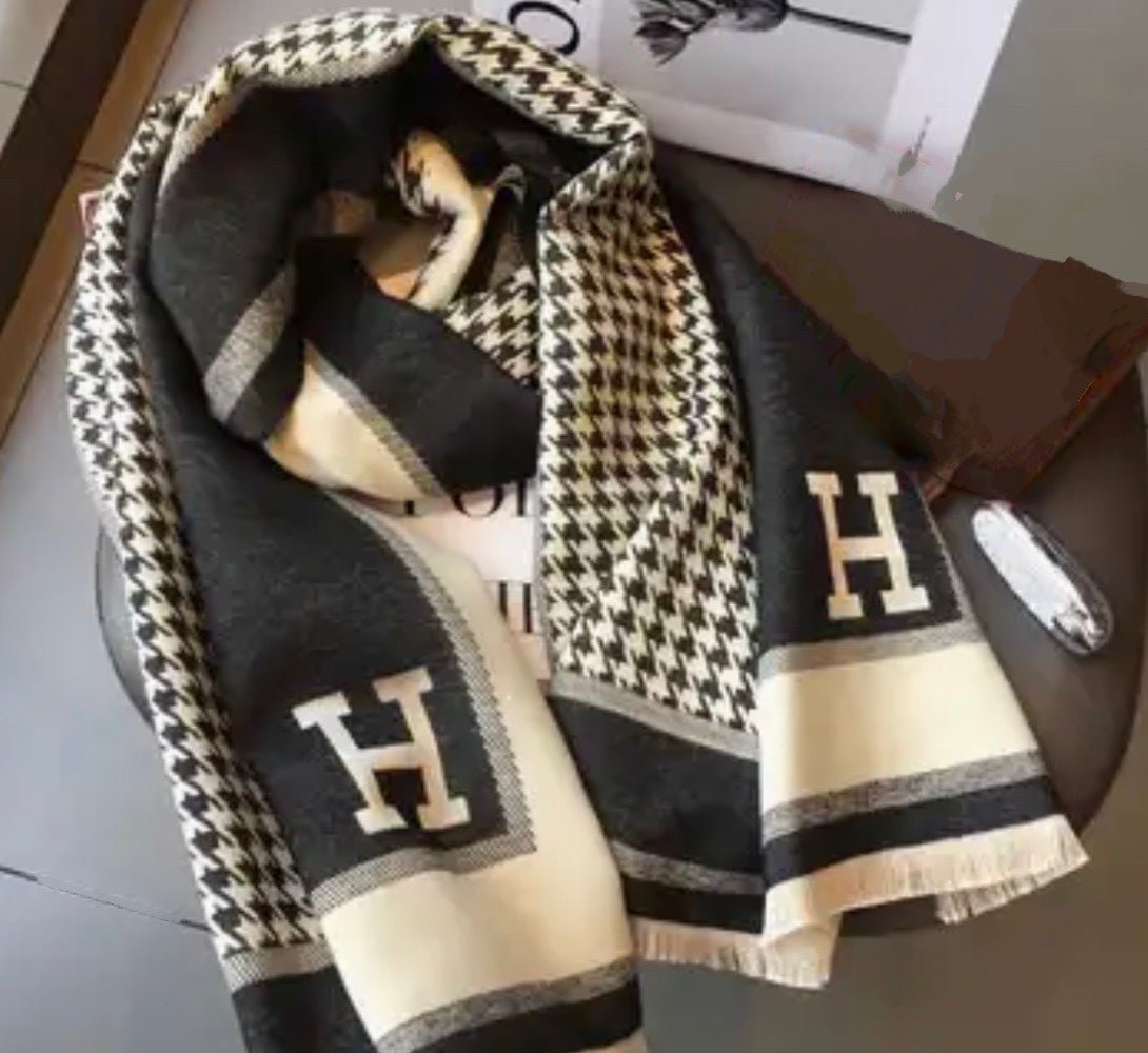 NEW Elegant Black White Double Sided Houndstooth Letter Large Shawl Scarf