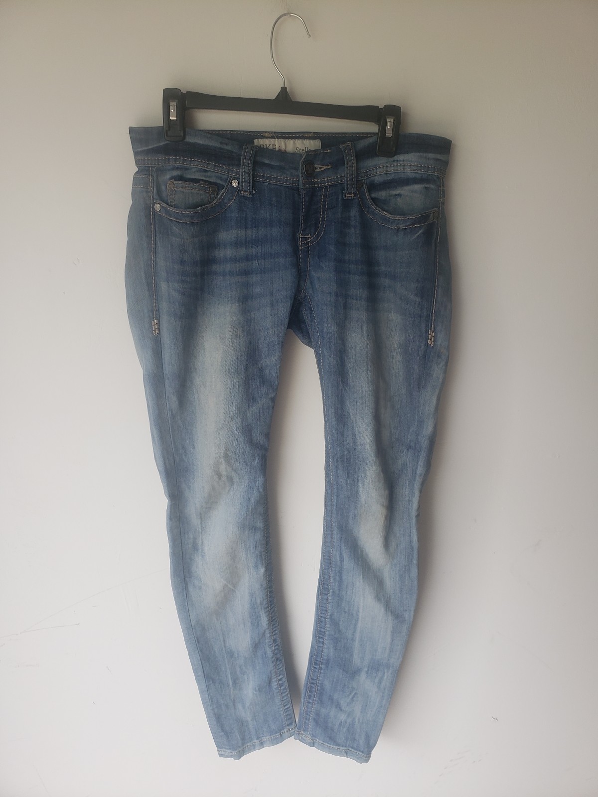 BKE Stella womens purposefully faded straight leg jeans