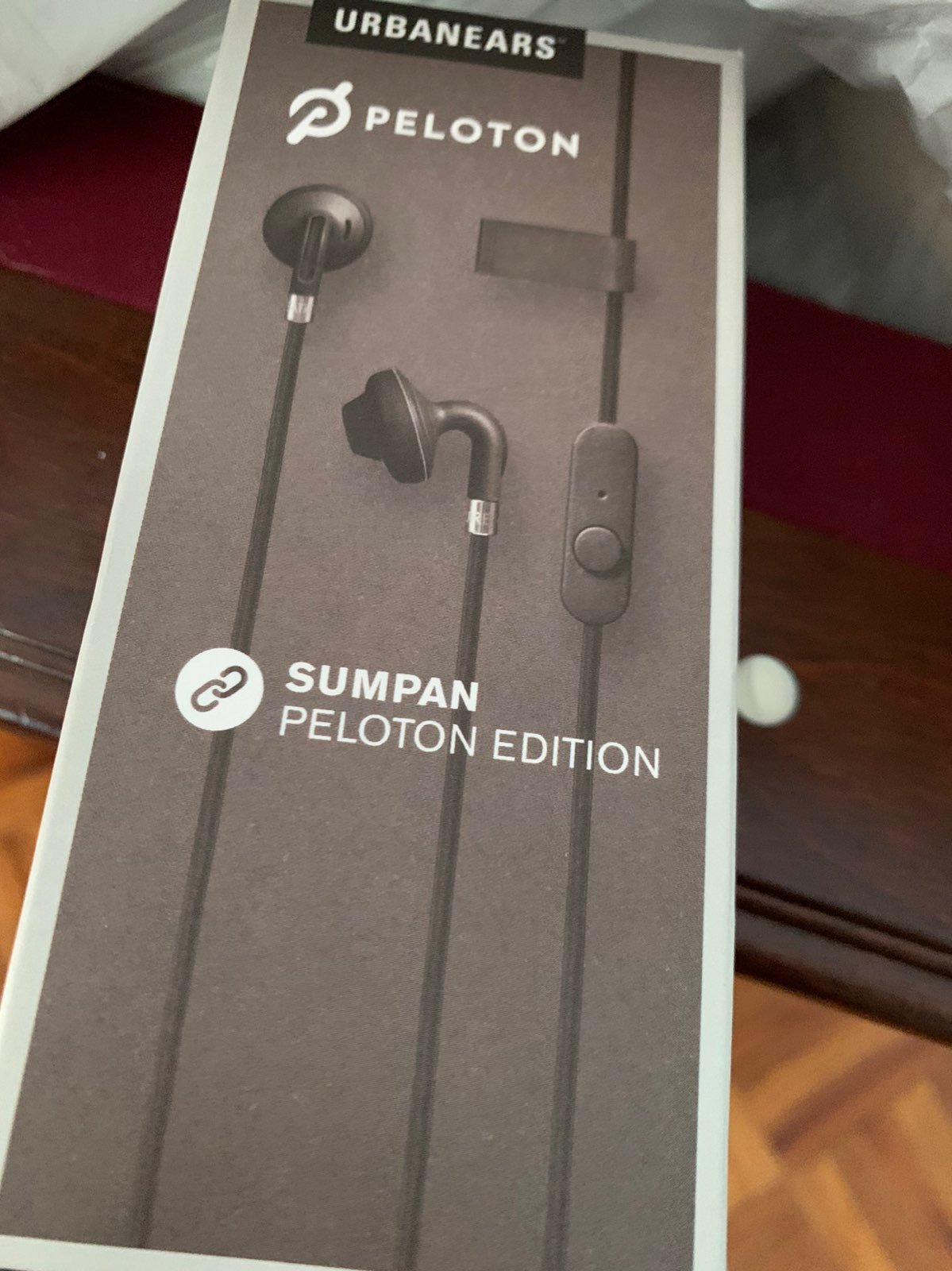 Earbuds