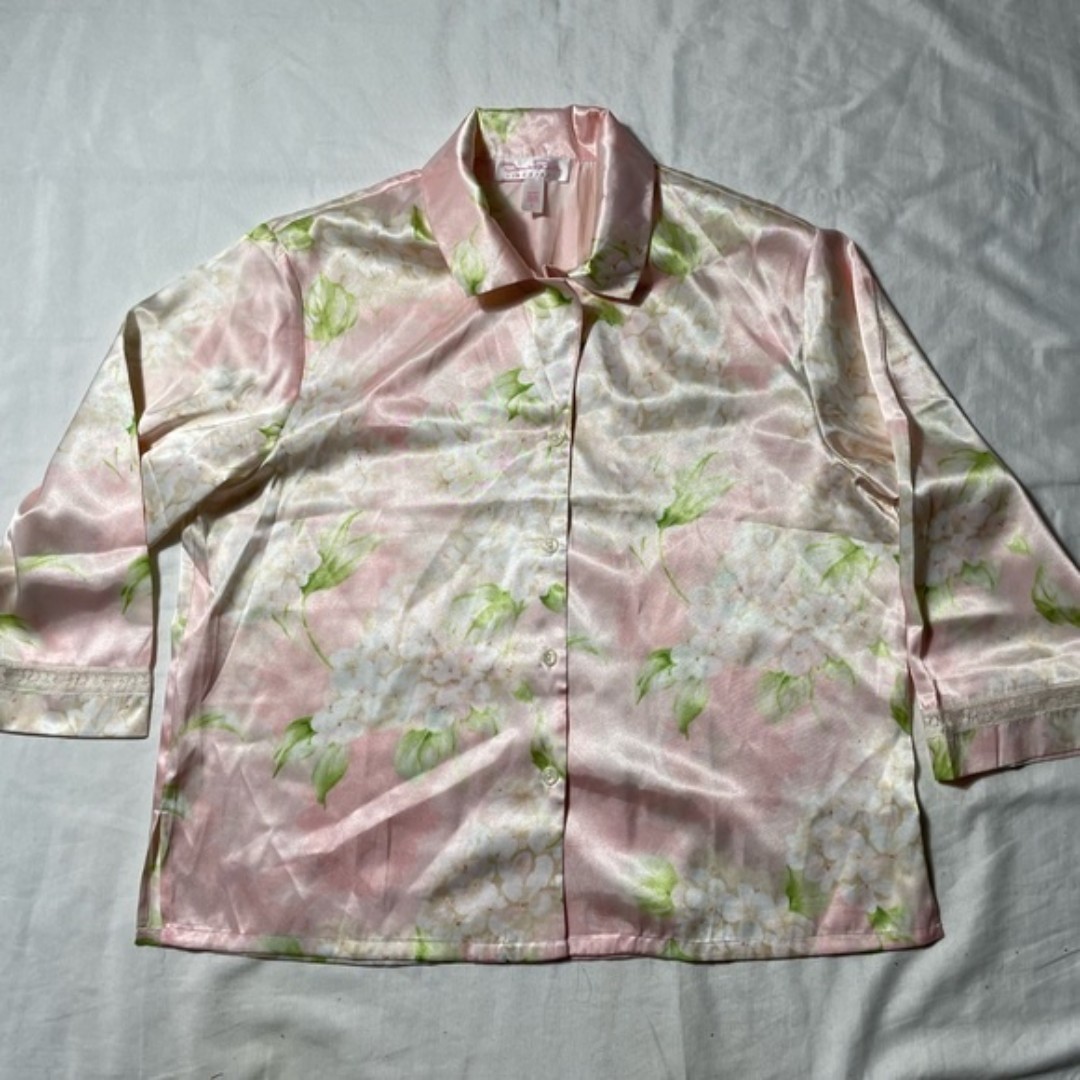 Oscar De la renta Pink Label Floral button down pajama top lace trim size L