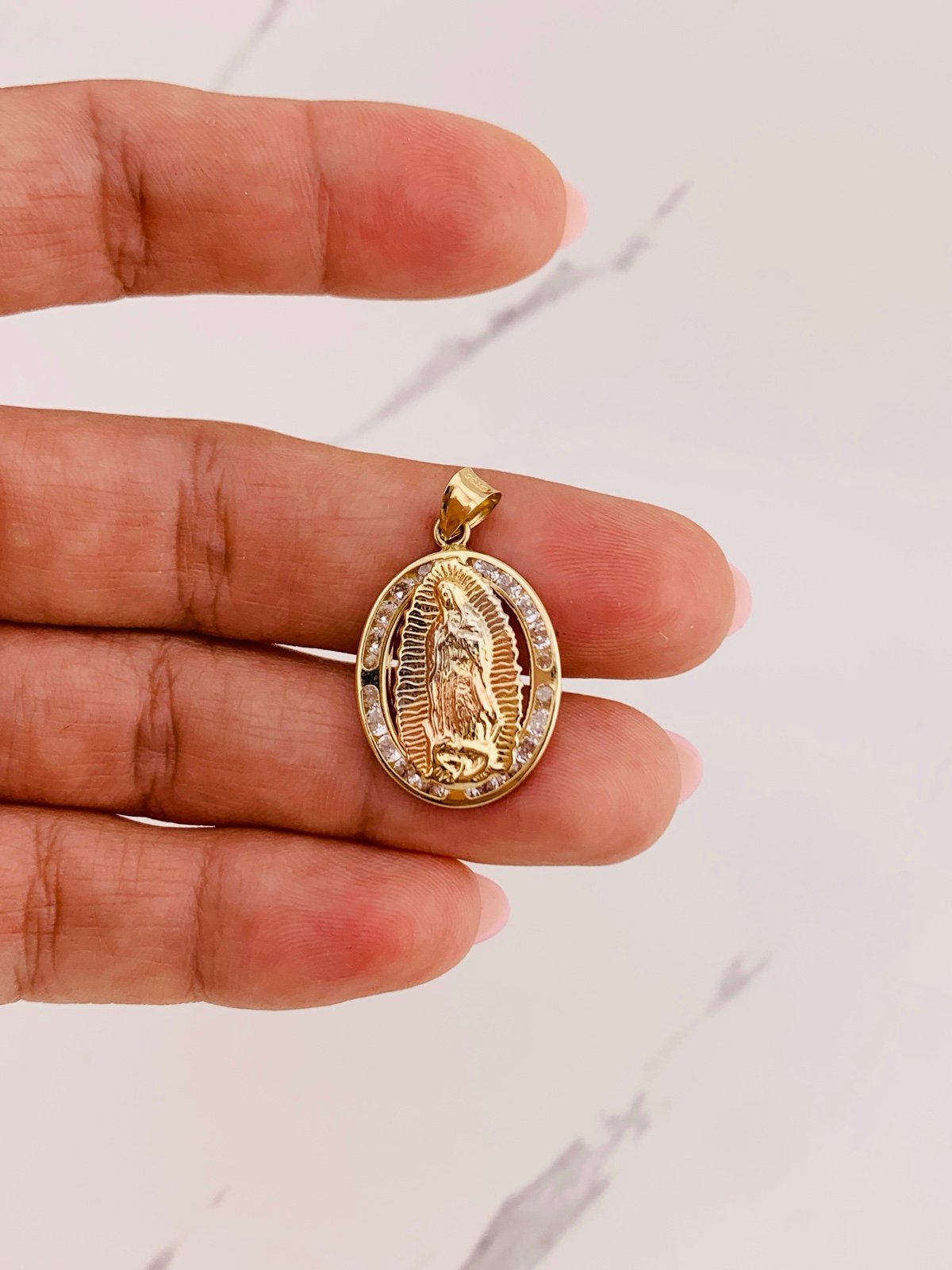 14k solid gold pendant ❤️ Our lady of Guadalupe ❤️ Virgin Mary medallion