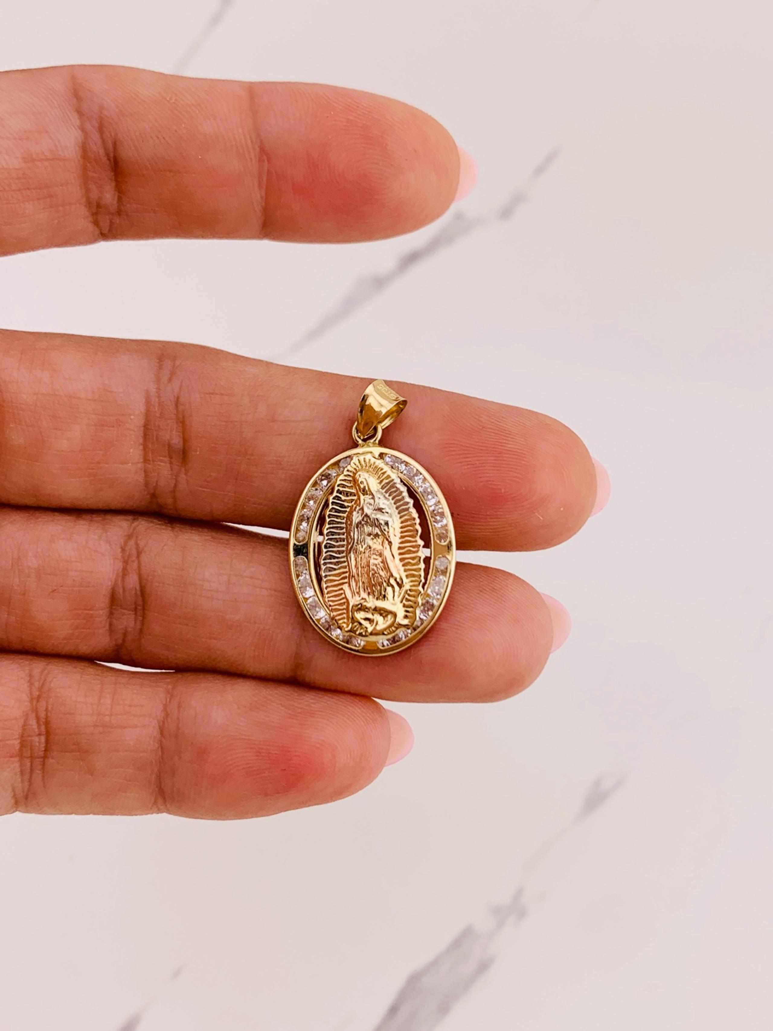 14k solid gold pendant ❤️ Our lady of Guadalupe ❤️ Virgin Mary medallion