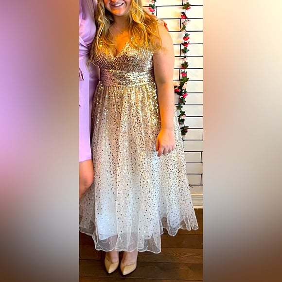 Marchesa Notte Sequin Shiny Gold Midi Dress